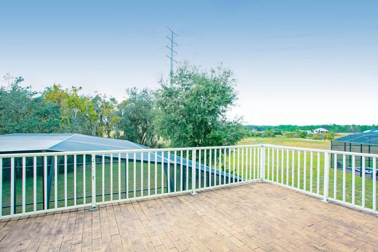 2251Victo Villa Davenport